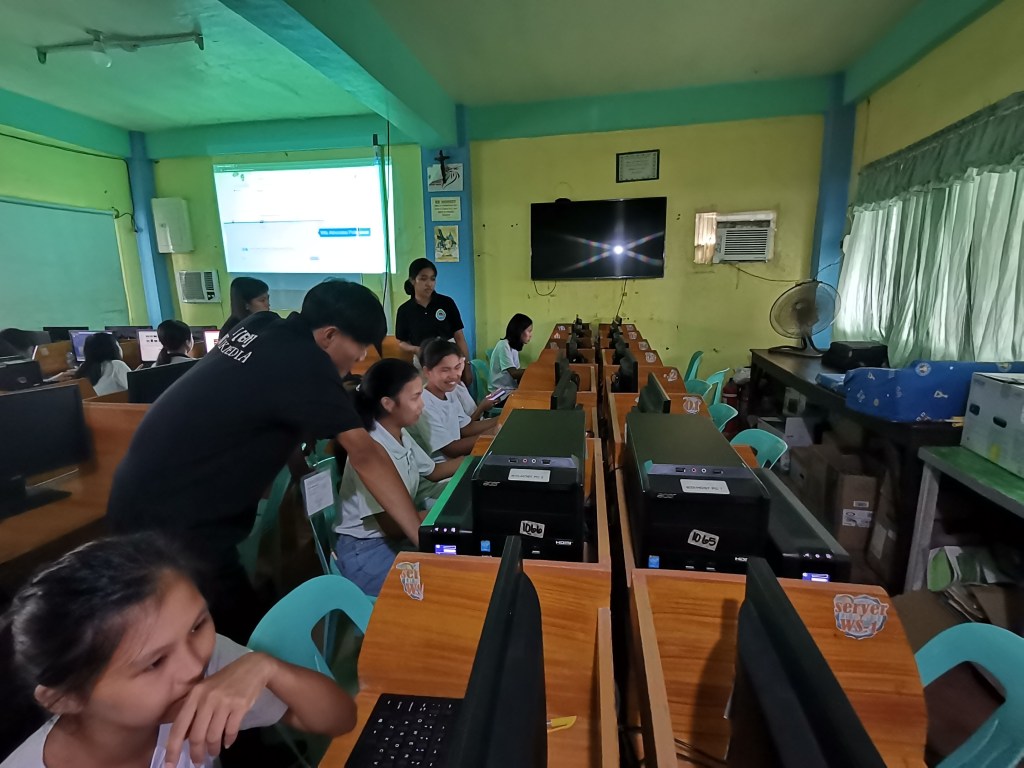 Students exploring the Wikipedia